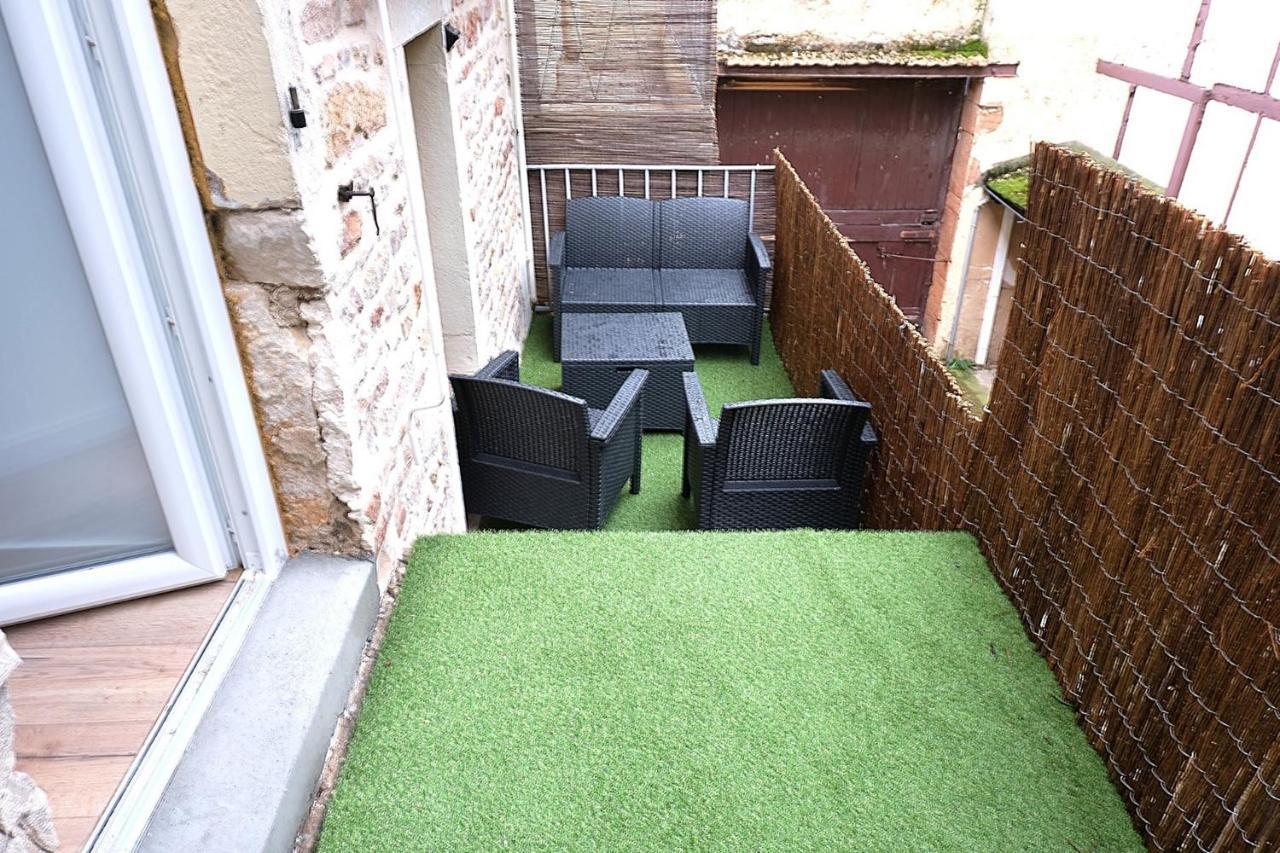 Le Contemporain Apartment Saint-Laurent-sur-Saone Luaran gambar