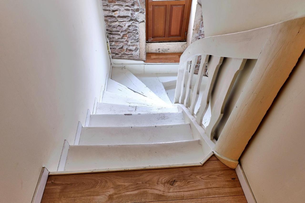 Le Contemporain Apartment Saint-Laurent-sur-Saone Luaran gambar